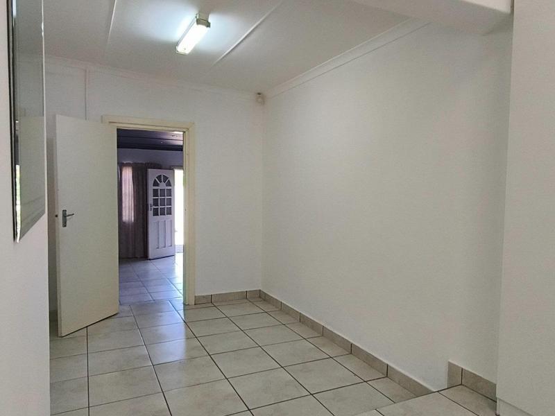7 Bedroom Property for Sale in Mthata Eastern Cape
